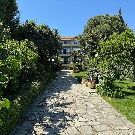 Paneon Apartments Nea Iraklitsa Dış mekan fotoğraf