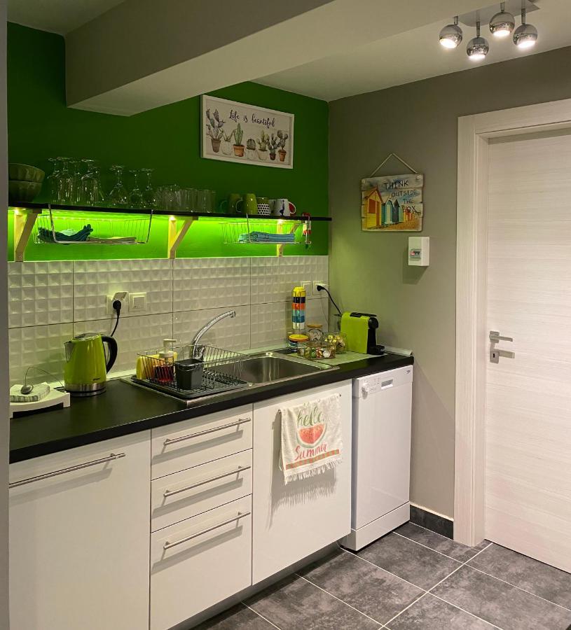 Paneon Apartments Nea Iraklitsa Dış mekan fotoğraf